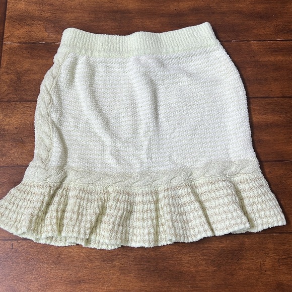 Loveshackfancy TWAIN CROP CARDIGAN and HEIRESS MINI SKIRT set - Picture 4 of 8